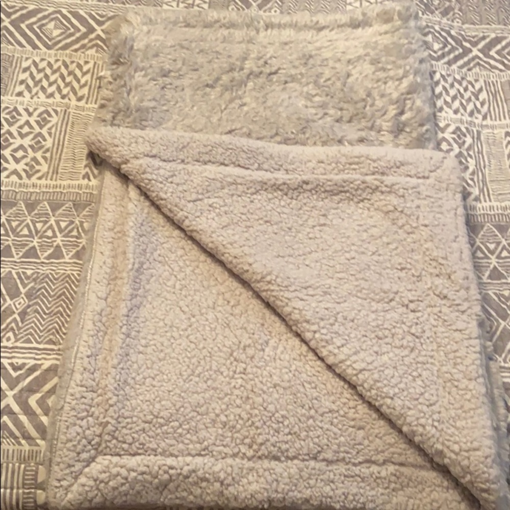Gray baby blanket